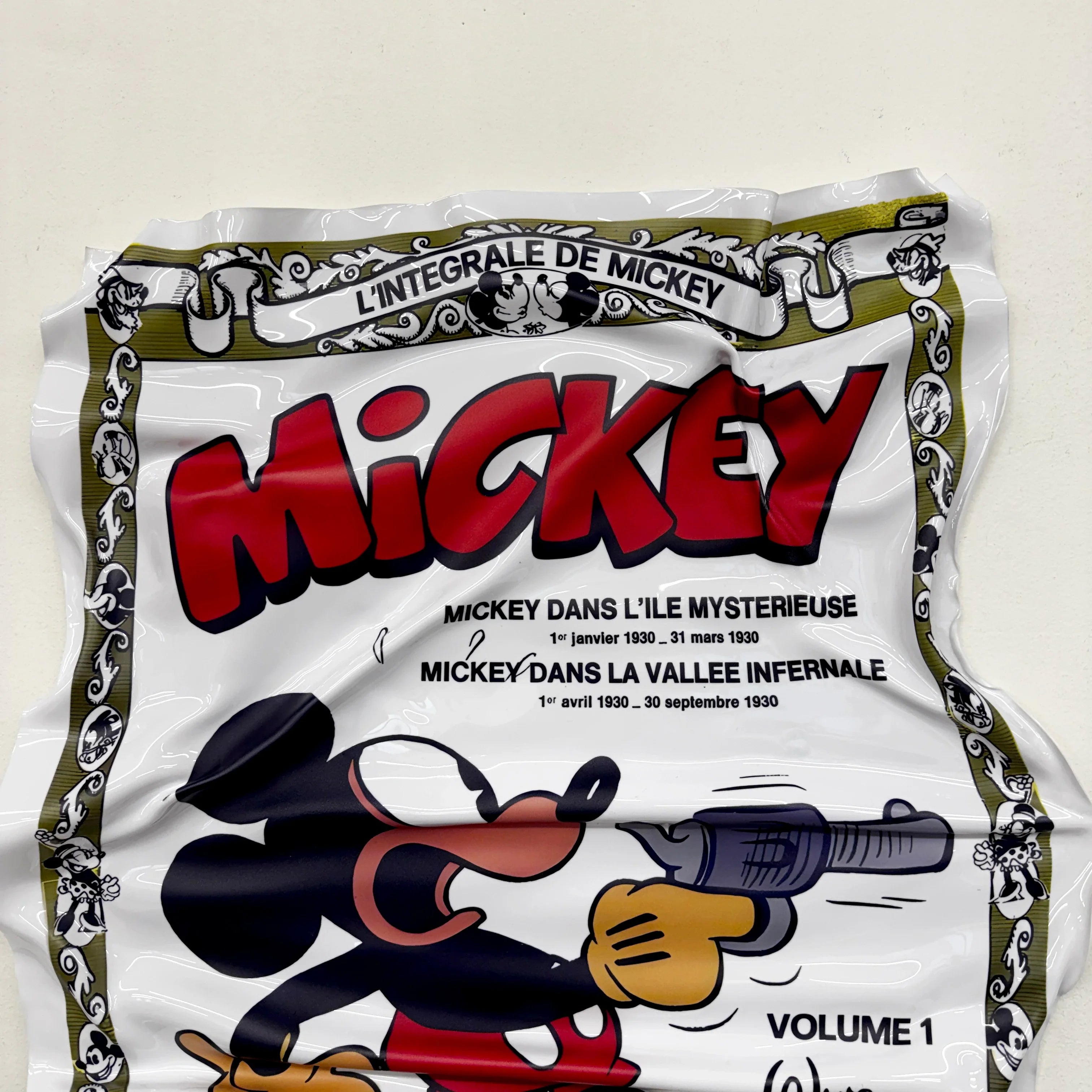 Crumpled Table – Mickey "Complete Volume 1"