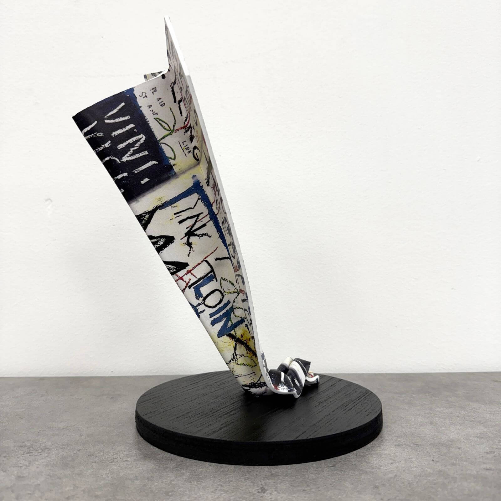 Sculpture Déco Street Art Paris – Sculpture moderne AVA