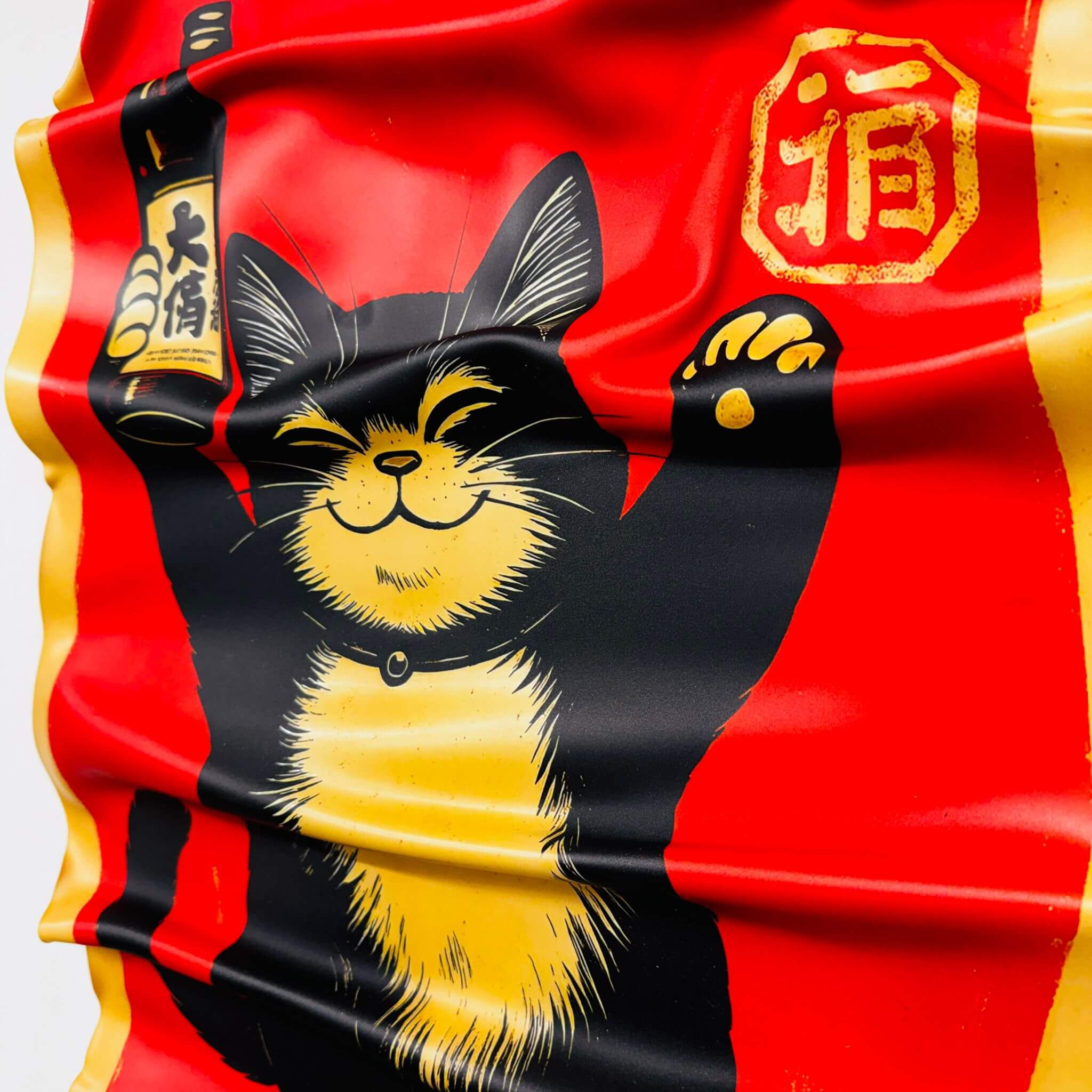 Zerknittertes Bild - Pokémon-Karte "Pikachu"