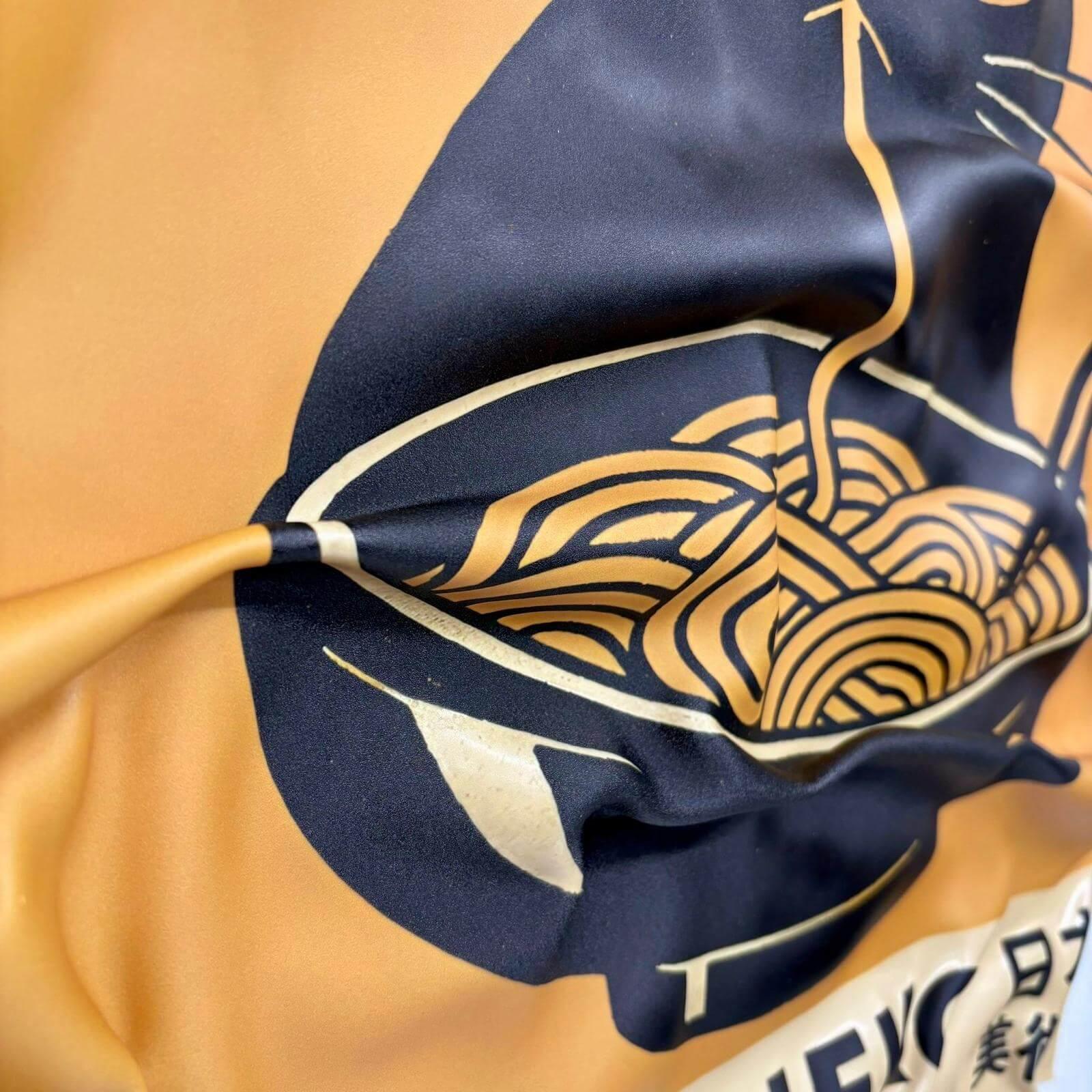 Tableau Déco Kuro Neko Ramen – Tableau froissé