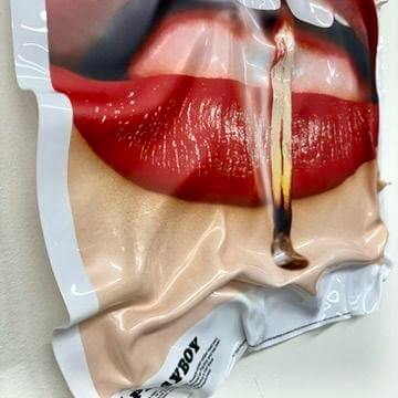 Tableau Déco Playboy Lips Match – Tableau froissé