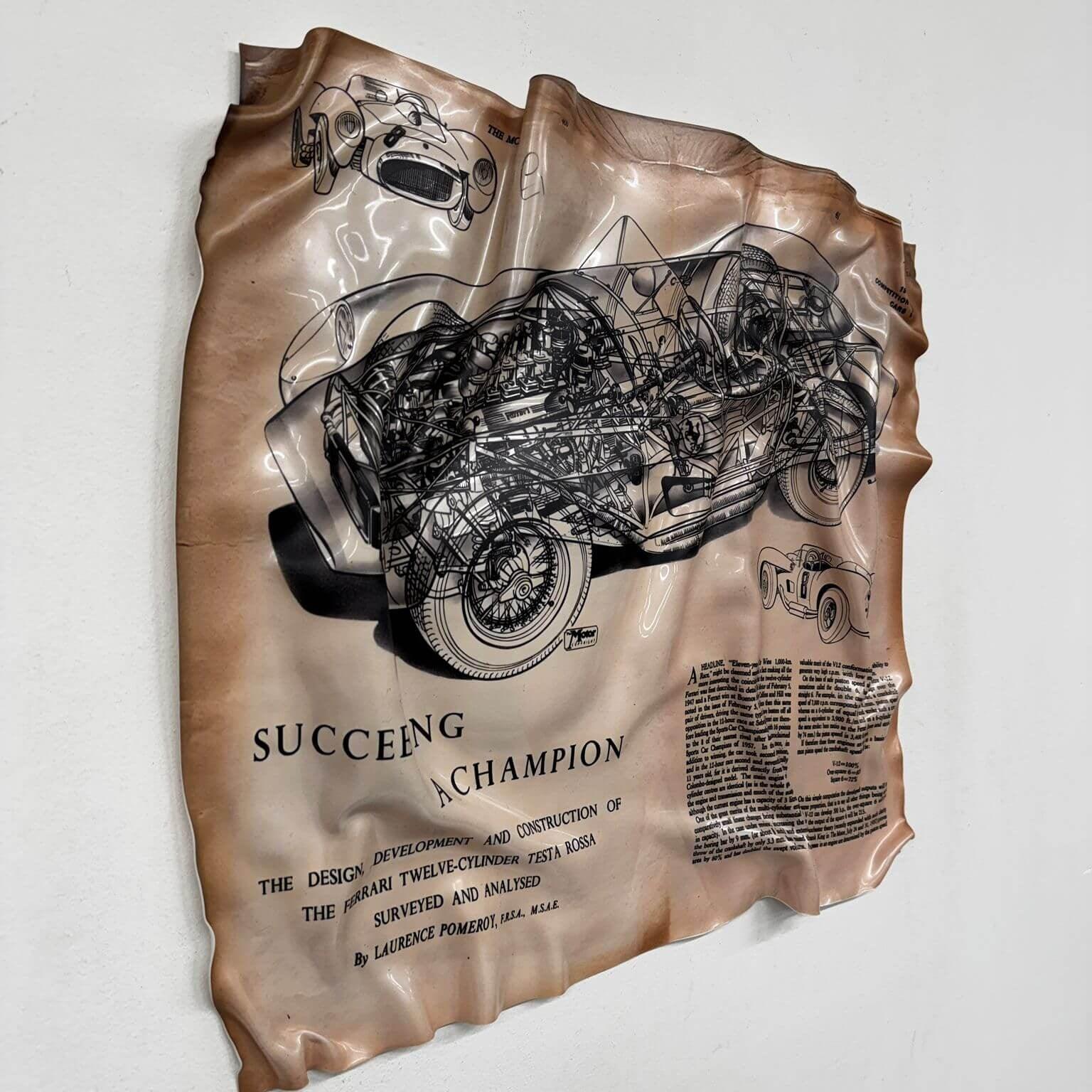 Tableau froissé – Ferrari Succeeding a Champion