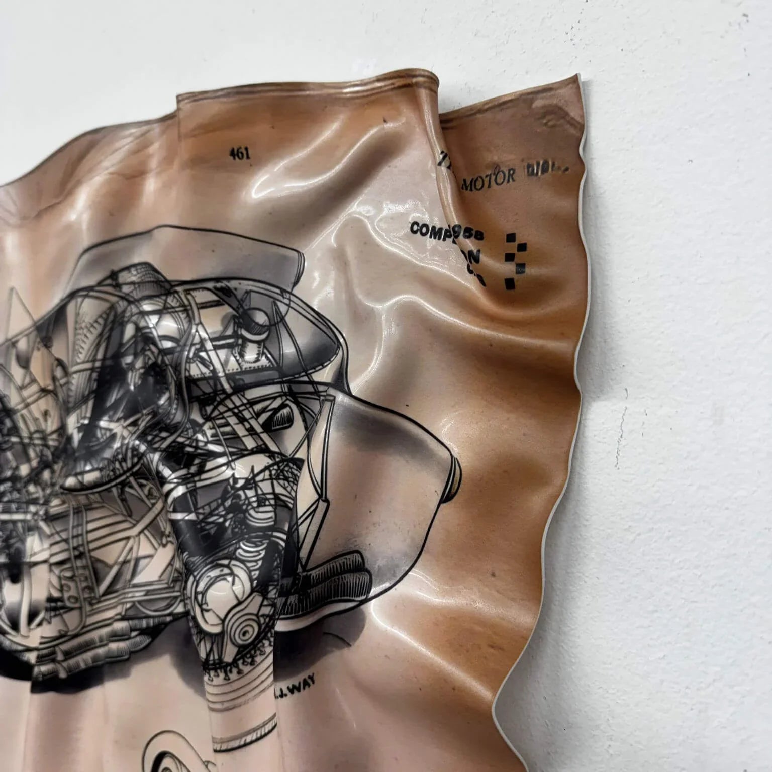 Tableau froissé – Ferrari Succeeding a Champion