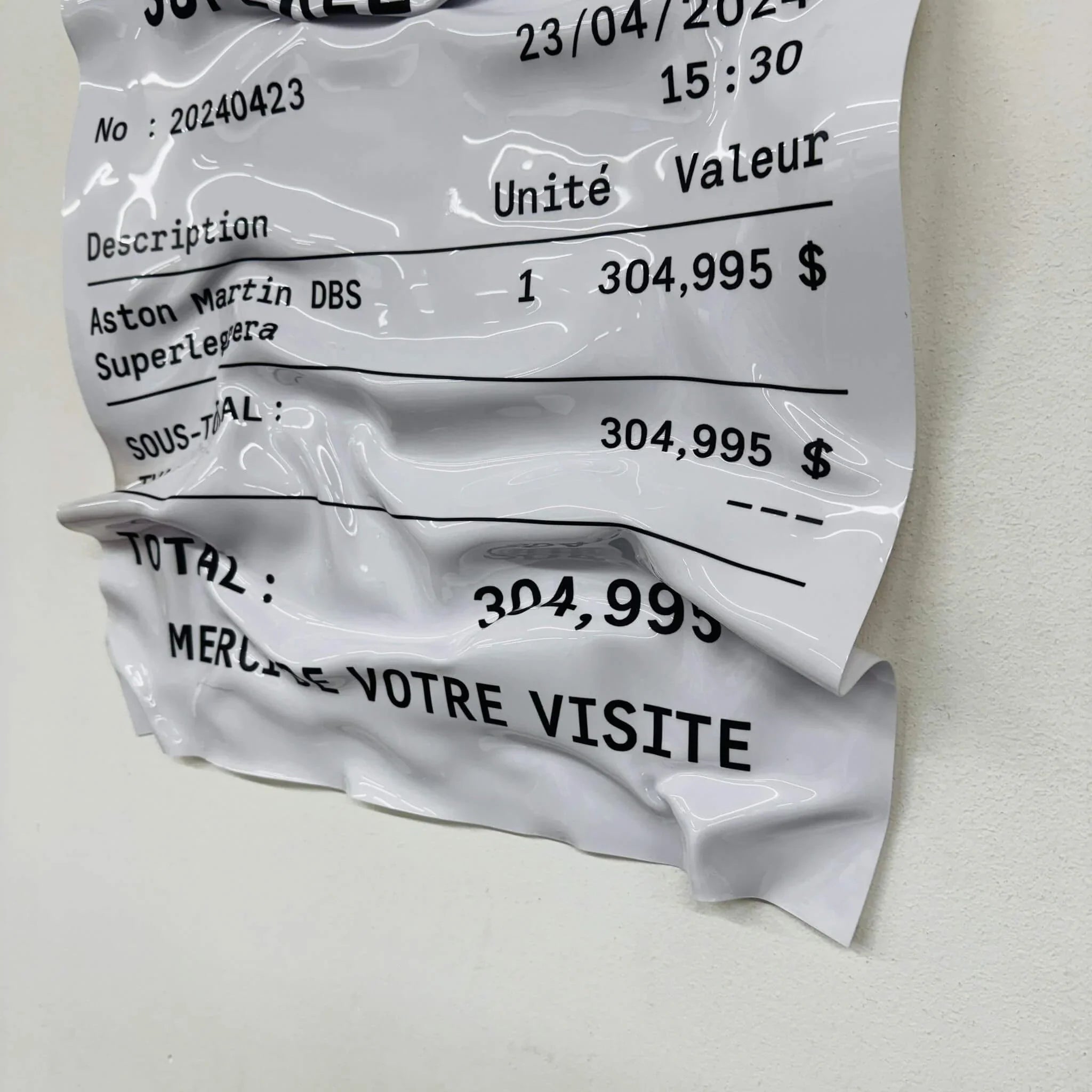 Tableau froissé – Ticket Aston Martin Superleggera