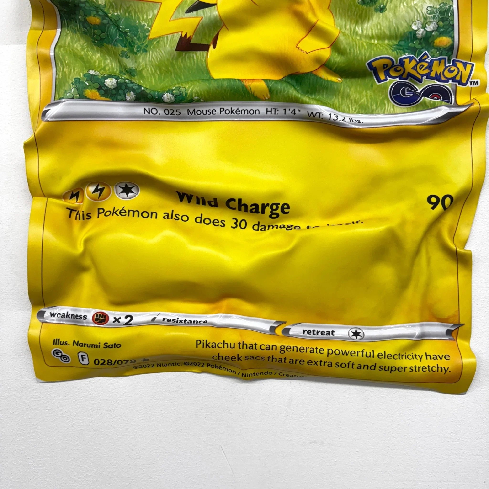 Tableau froissé - Carte Pokémon "Pikachu" - Luxartis