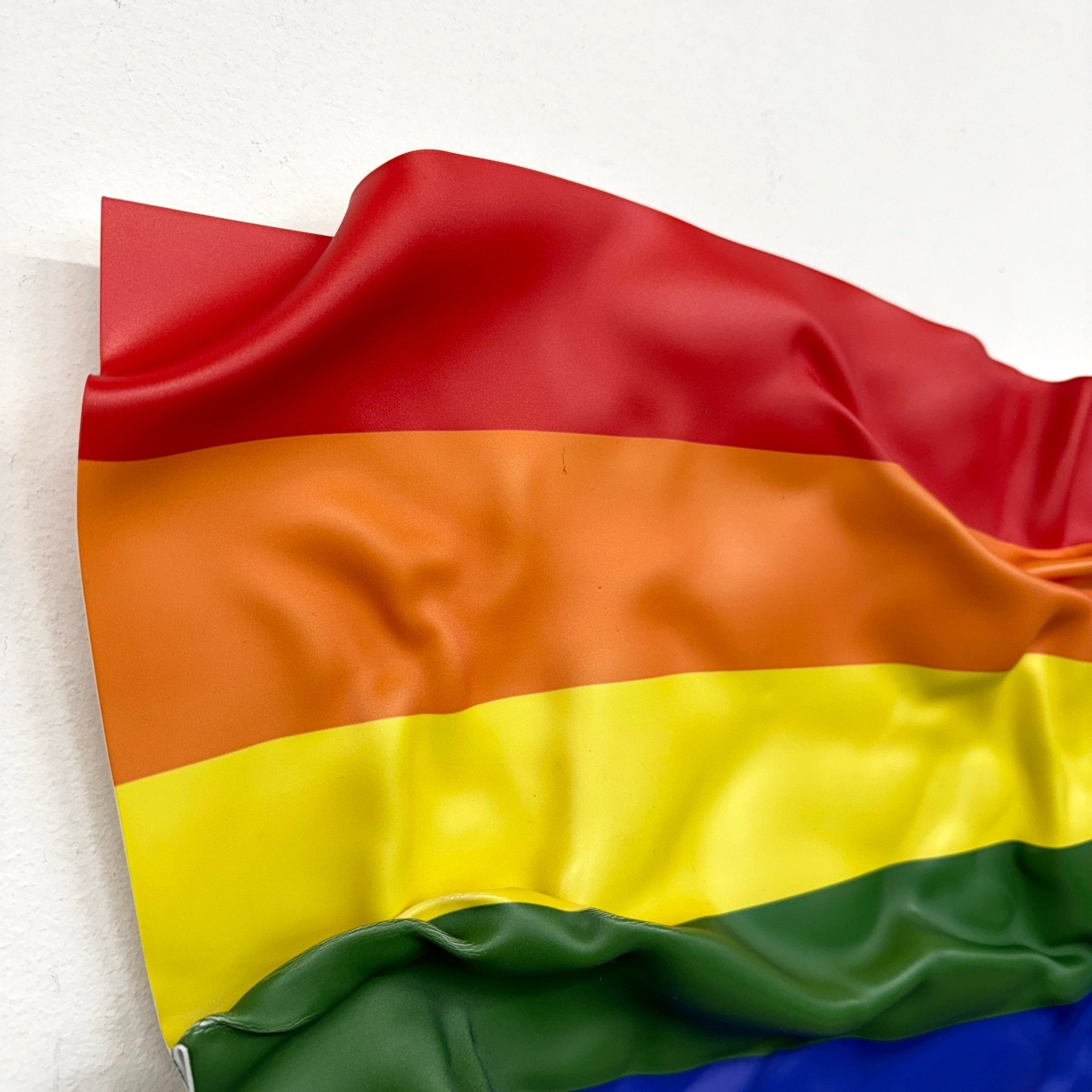 Tableau froissé - Drapeau Arc - en - ciel "Pride" LGBT - Luxartis