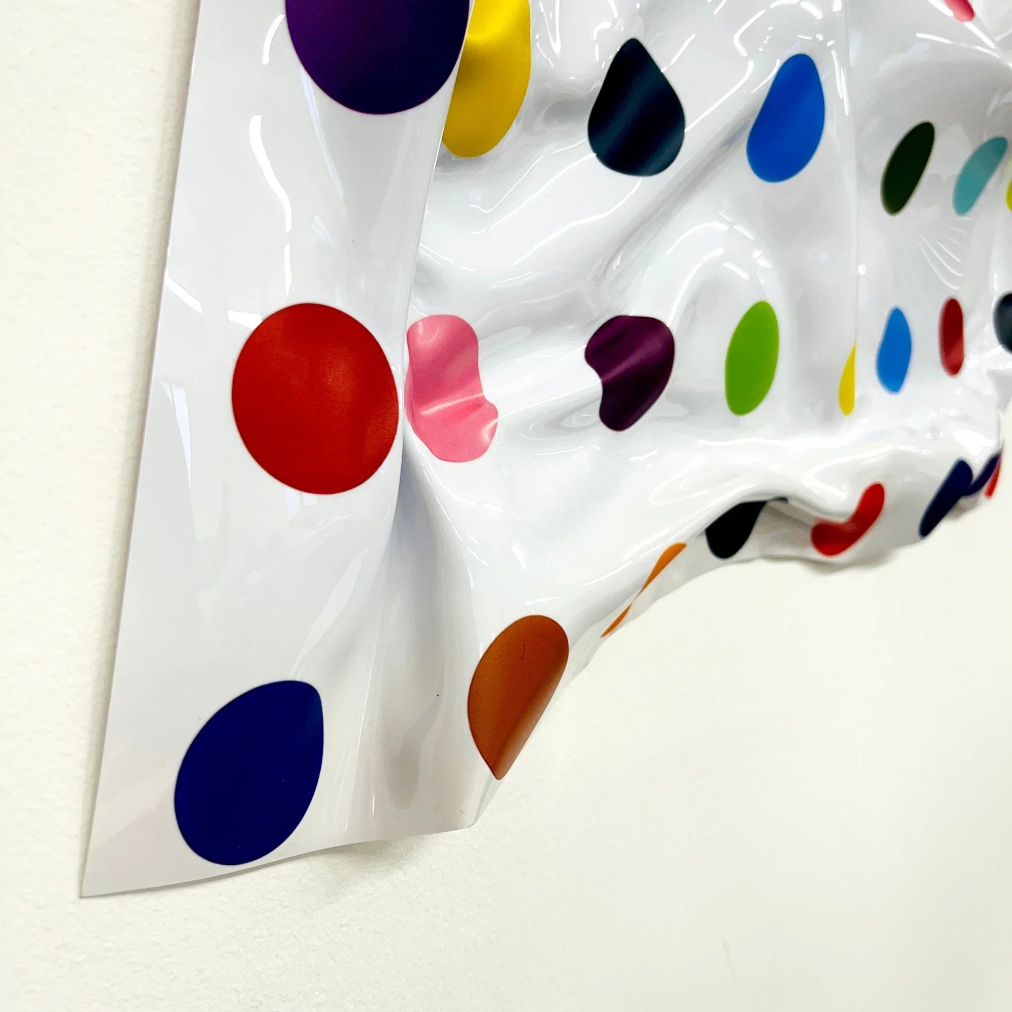 Tableau froissé - Hirst - Luxartis