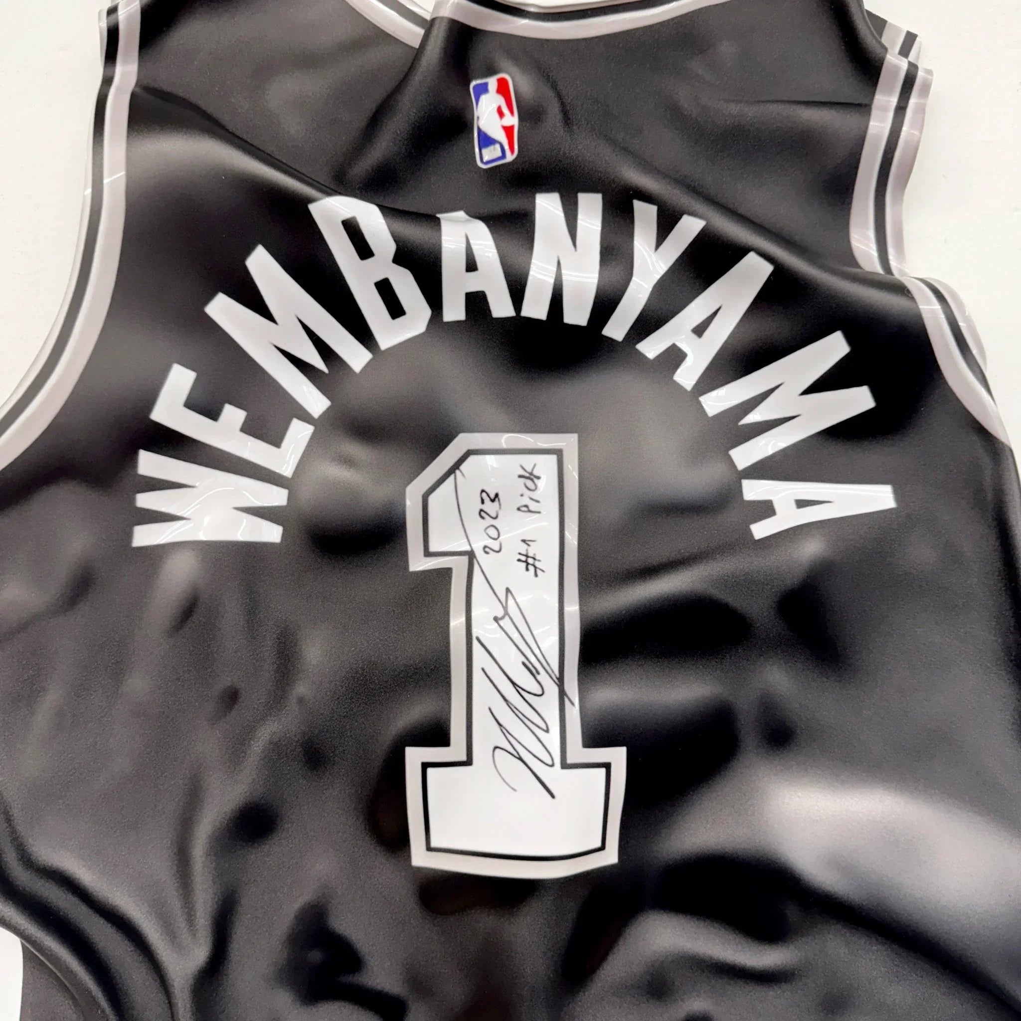 Tableau froissé - Maillot NBA "Wembanyama 1" - Luxartis