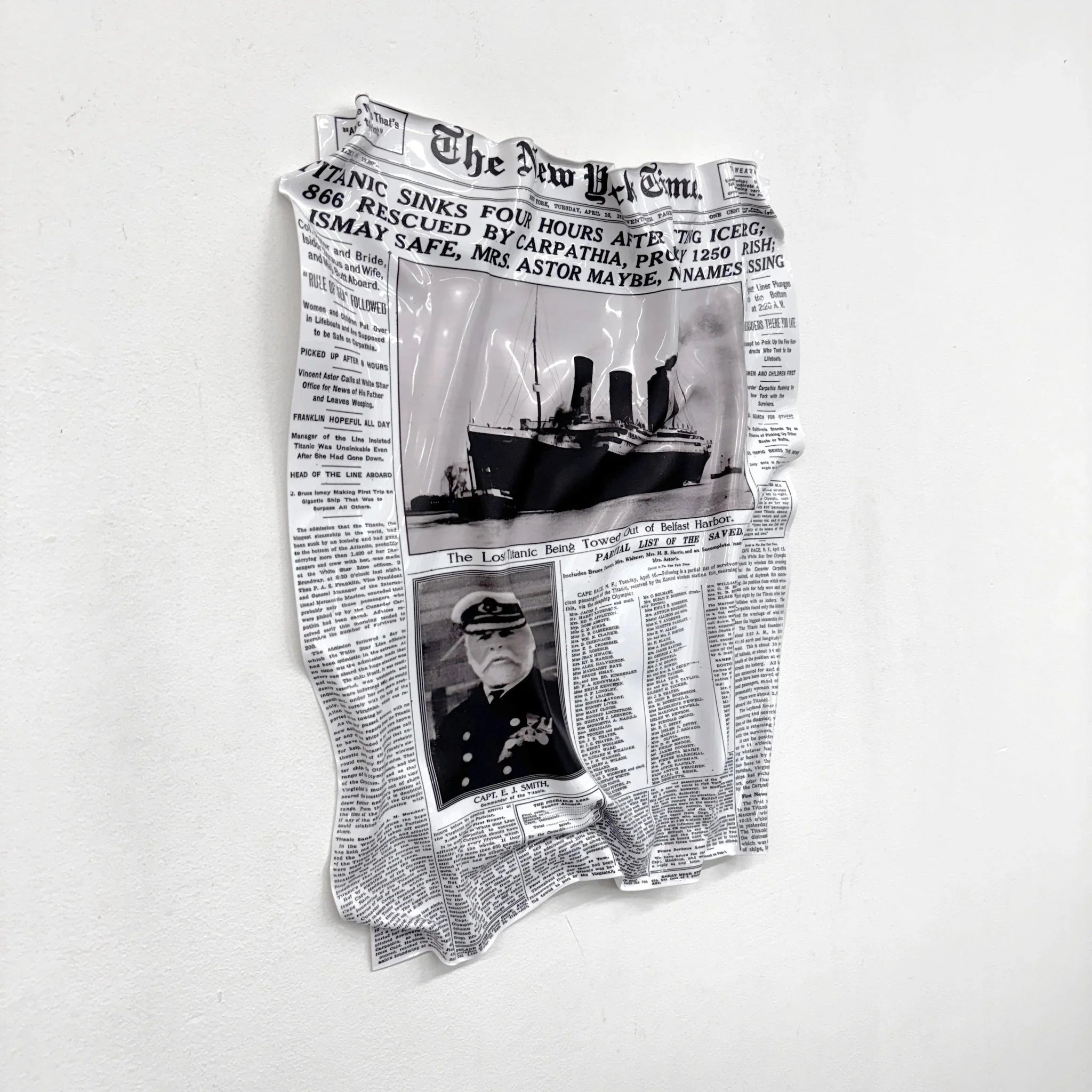 Tableau froissé - Naufrage du Titanic "NY Times 1912" - Luxartis