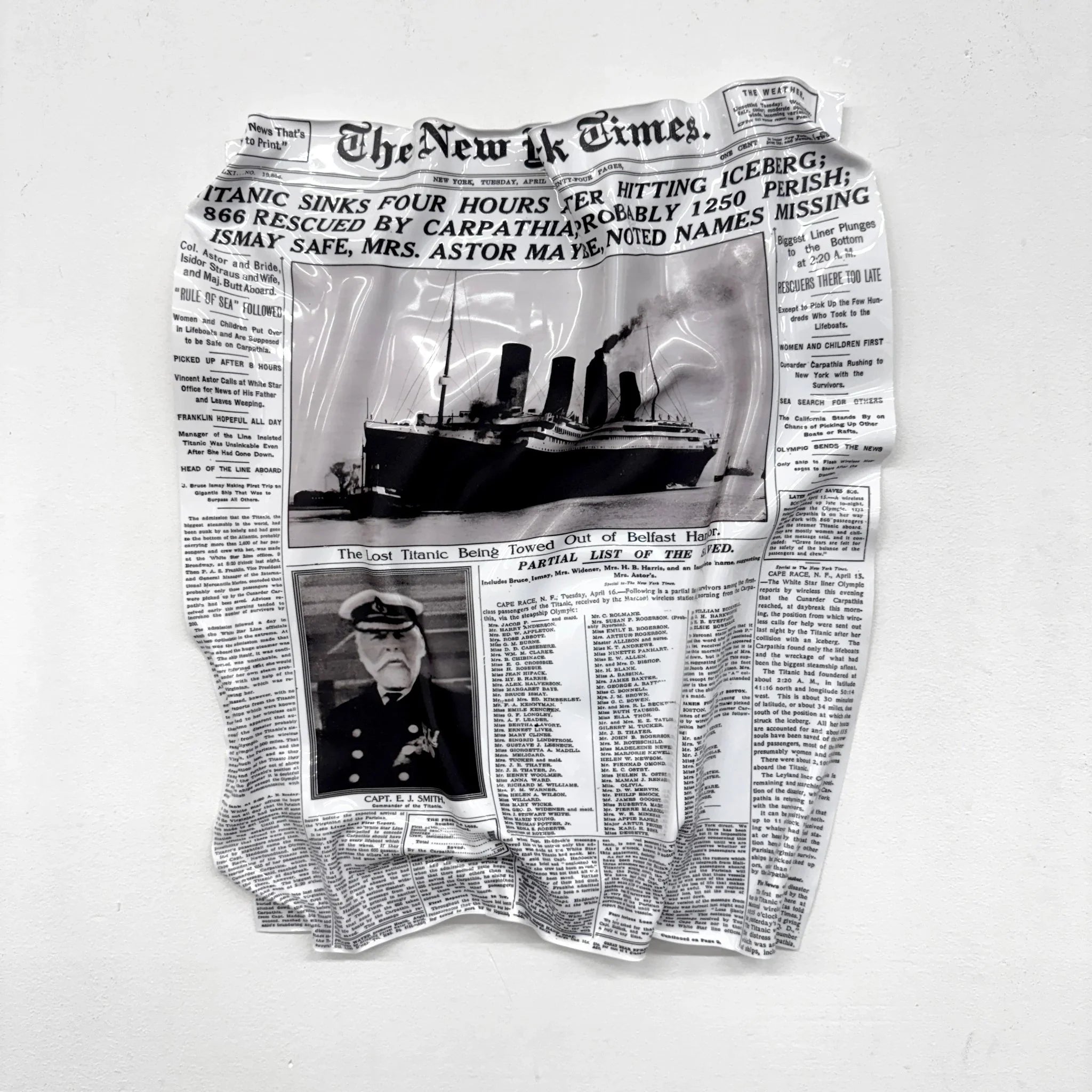 Tableau froissé - Naufrage du Titanic "NY Times 1912" - Luxartis