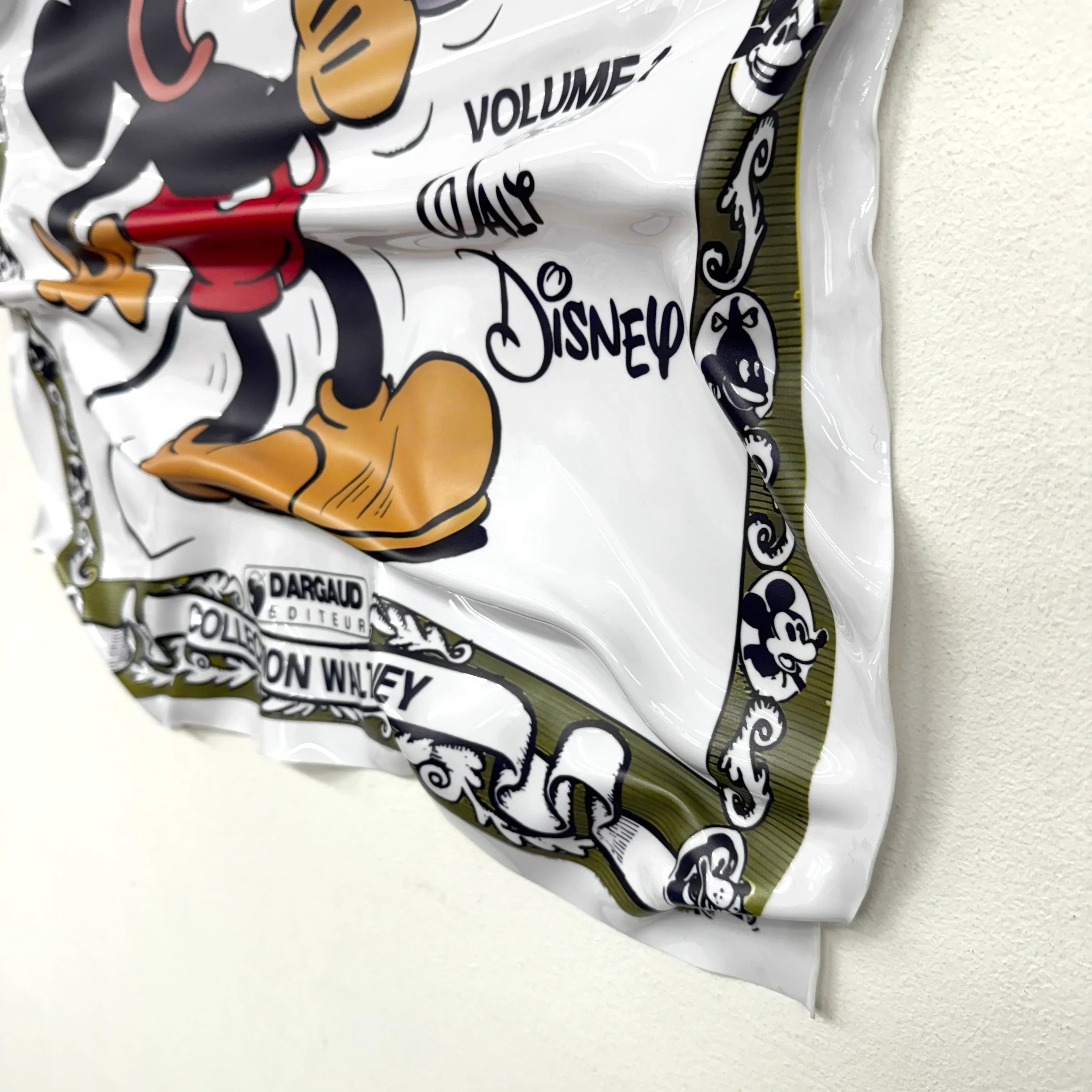 Crumpled Table – Mickey "Complete Volume 1"