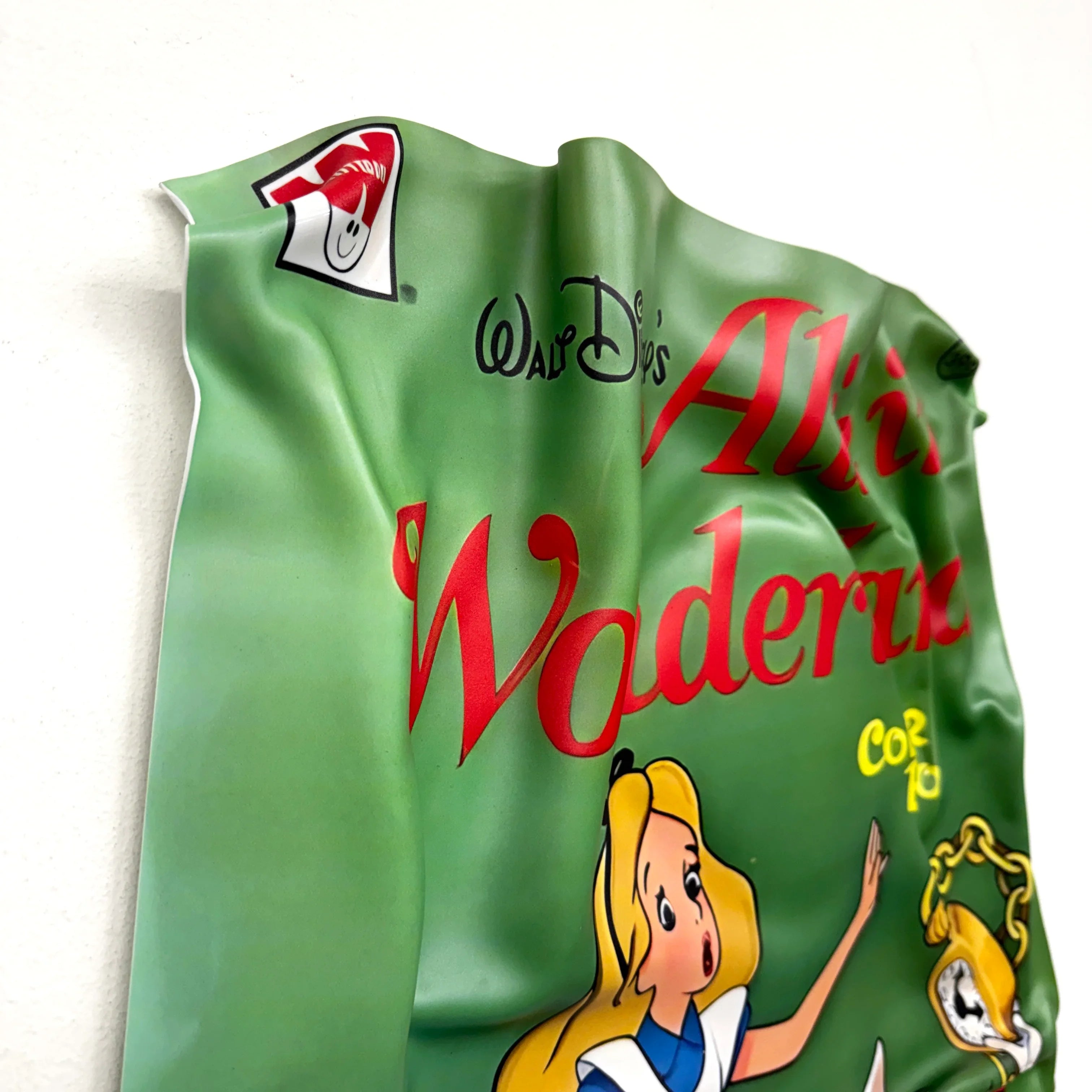 Crumpled Table – Alice in Wonderland "Color Book"