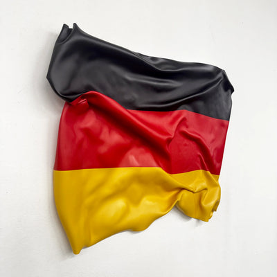 Crumpled Art – Flag of Germany