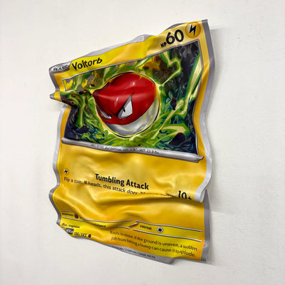 Tableau Déco Carte Pokémon "Voltorb Tumbling Attack" - Tableau froissé