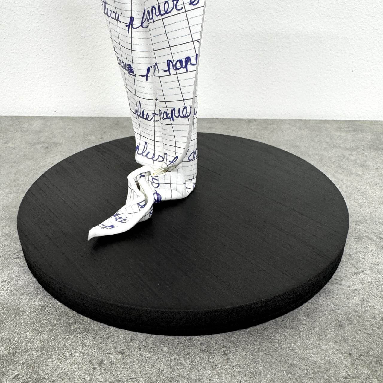 Sculpture Déco Avion Manuscrit Scolaire – Sculpture moderne AVA