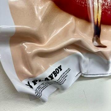 Tableau Déco Playboy Lips Match – Tableau froissé