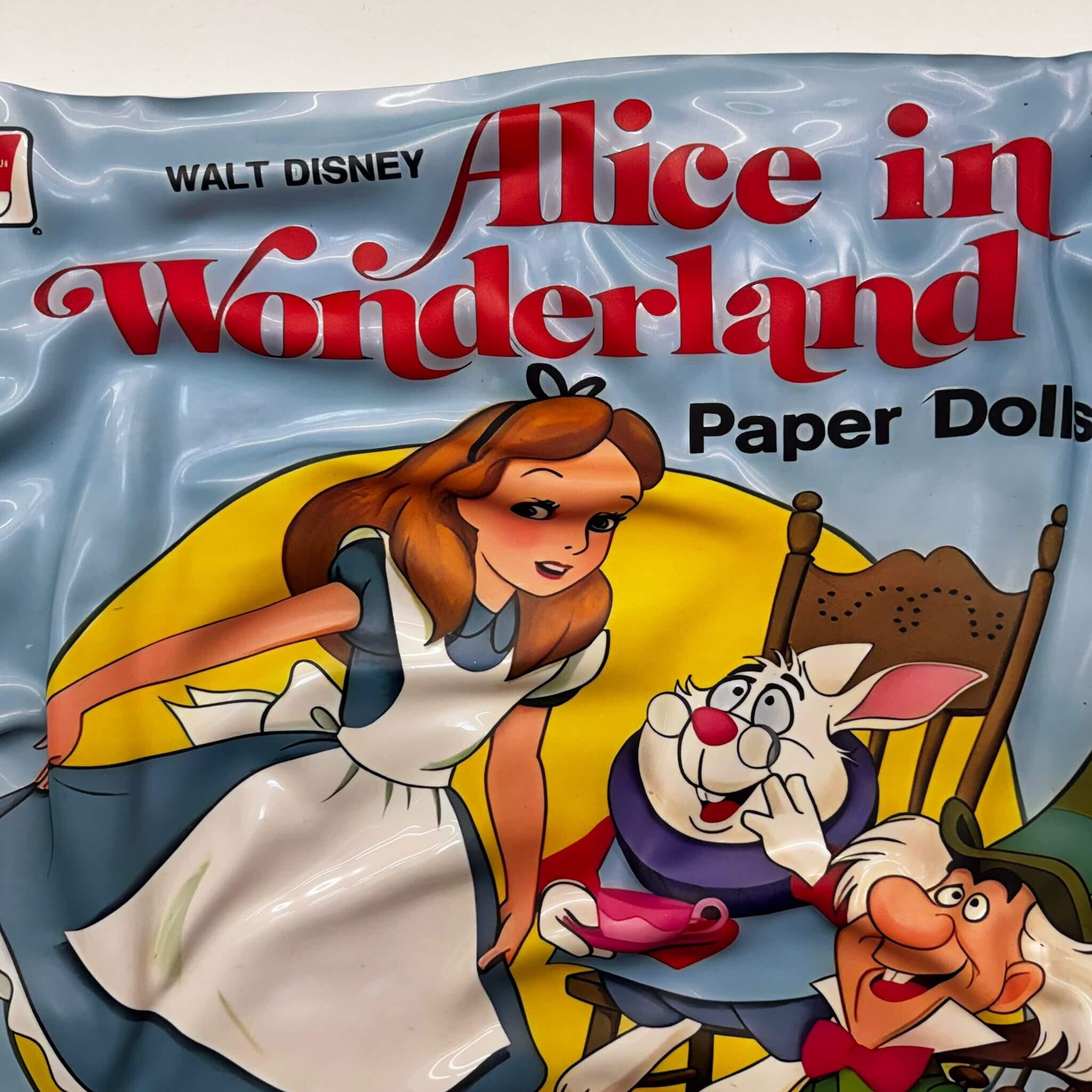 Tableau froissé – Alice in Wonderland