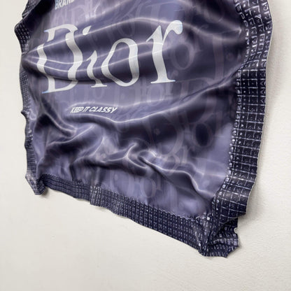 Tableau froissé – Dior Keep It Classy