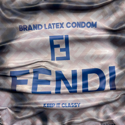 Tableau froissé – Fendi Keep It Classy