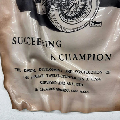 Tableau froissé – Ferrari Succeeding a Champion