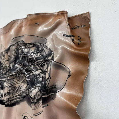 Tableau froissé – Ferrari Succeeding a Champion