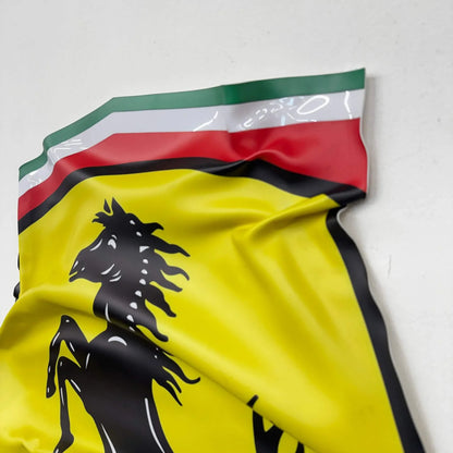 Tableau froissé – Ferrari
