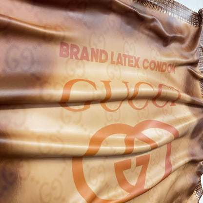 Tableau froissé – Gucci Keep It Classy