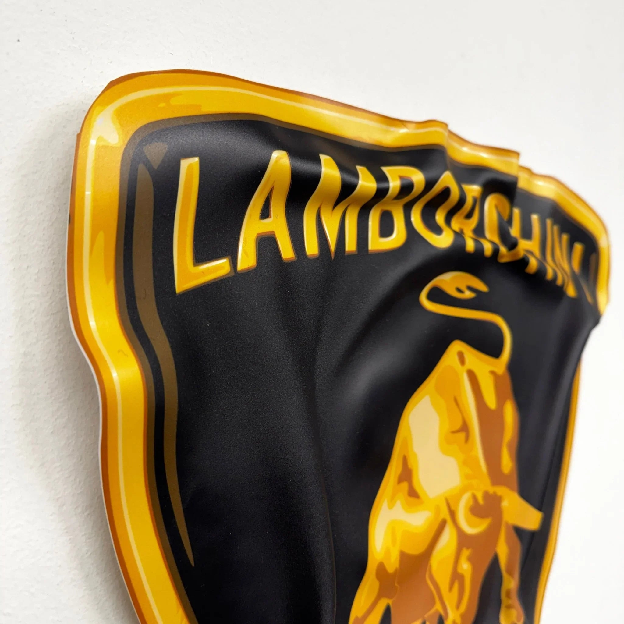 Tableau froissé - Blason Lamborghini "Taureau Noir & Or" - Luxartis