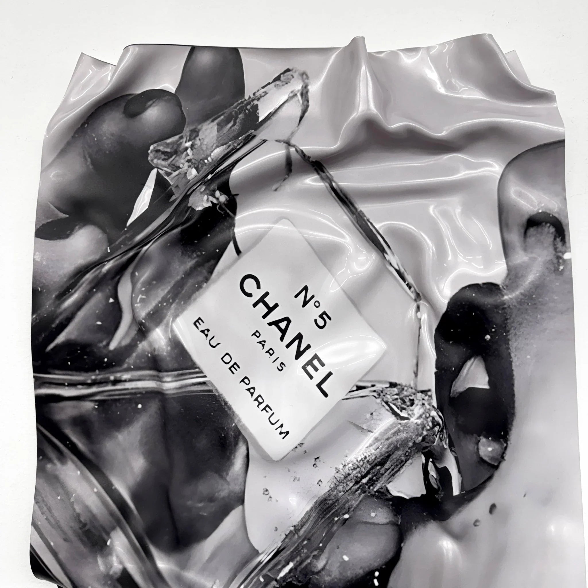 Tableau froissé - Chanel N°5 "Éclat Glacé" - Luxartis