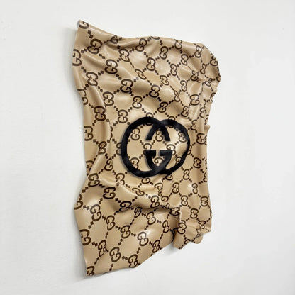 Tableau froissé - Logo "Gucci Beige" - Luxartis