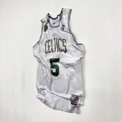 Tableau froissé - Maillot NBA "Celtics 5" - Luxartis