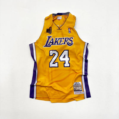 Tableau froissé - Maillot NBA "Lakers 24" - Luxartis