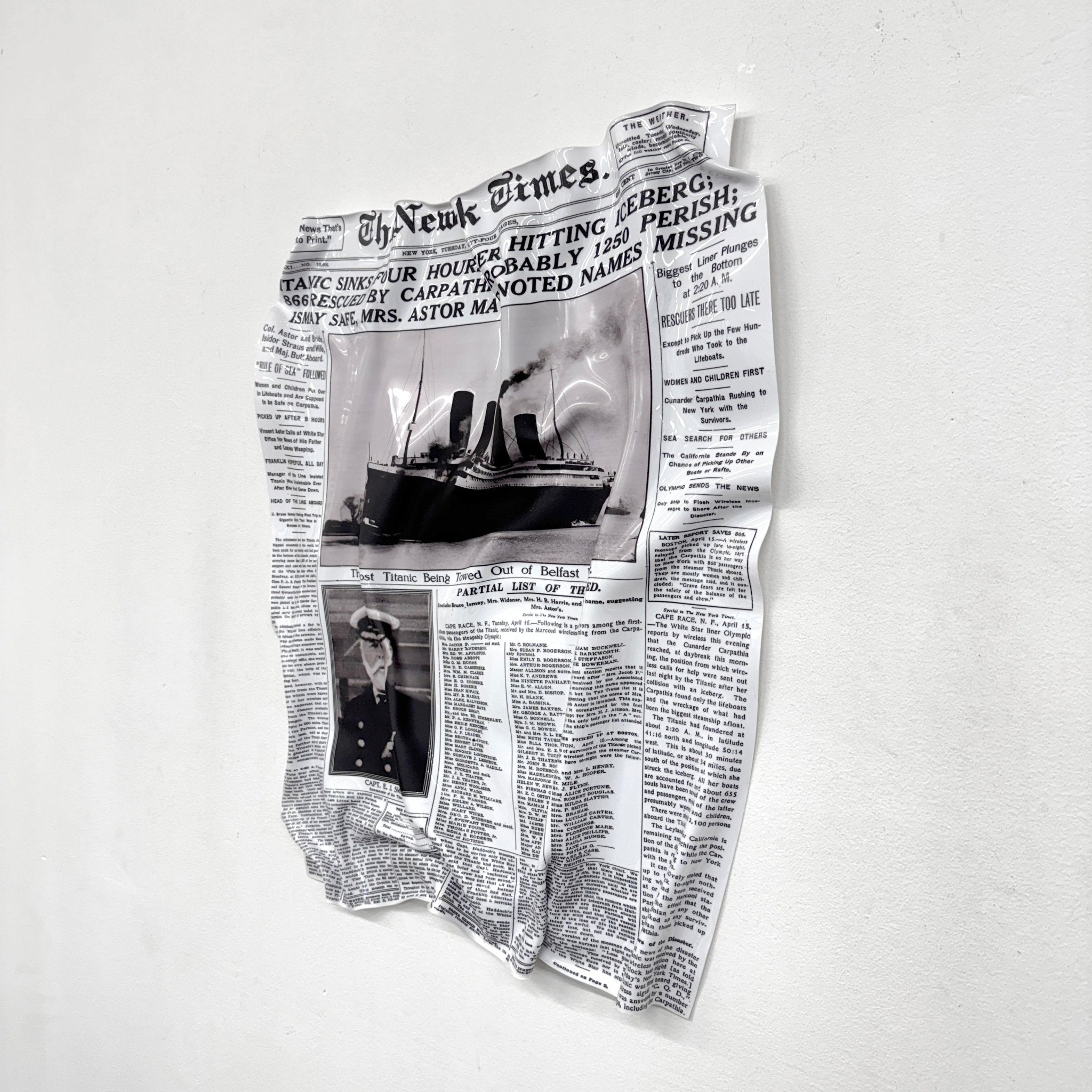 Tableau froissé - Naufrage du Titanic "NY Times 1912" - Luxartis