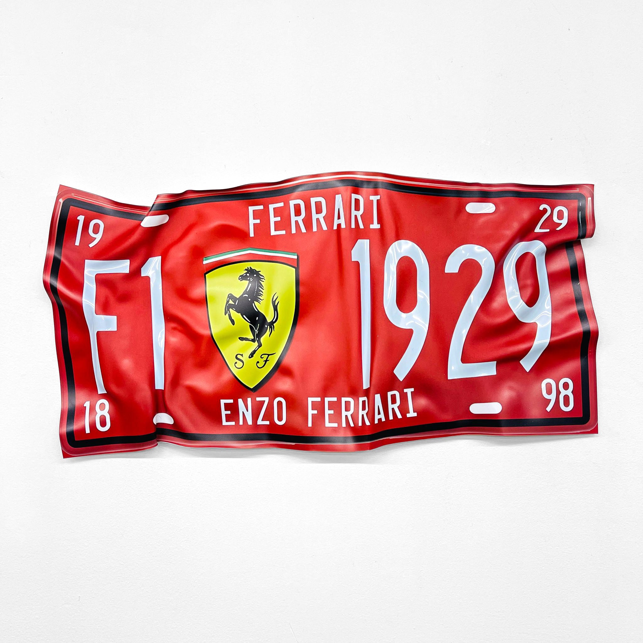 Tableau froissé - Plaque Ferrari - Luxartis